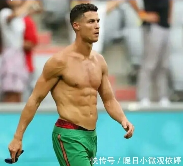 c罗|球星有多自律?梅西线条明显,C罗莱万身材劲爆,贝尔也很给力