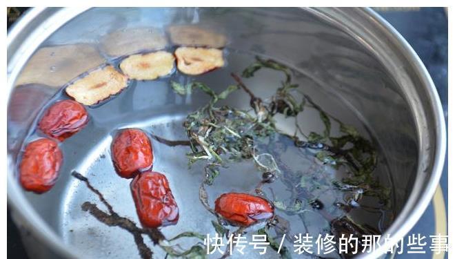 黄花苗|喉咙发炎时，用这野菜泡水喝，清热解毒还消炎，喝一杯就见效