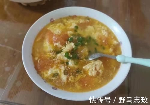 生长发育|天冷，给孩子做西红柿鸡蛋汤，这样做鲜美滑嫩，孩子喝了聪明健康