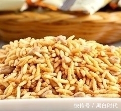 湿气|大米炒一炒，每天用它泡水喝，湿气没了大肚子平了，睡眠棒棒