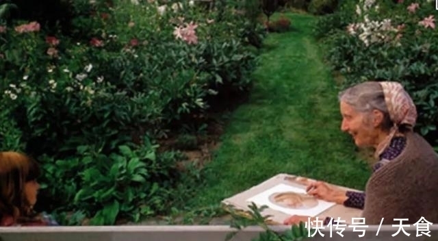 花草&93岁的少女,隐居山里,与花草为伴,将自己活成了精灵的模样