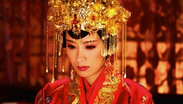 万贞儿却已|她是神一样的女人,四大美女都要为之逊色