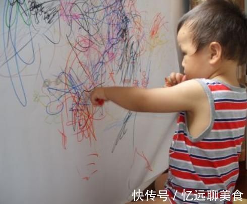 抑郁质|喜欢这个颜色的孩子是“抑郁质”,生活中有4个表现,家长要注意