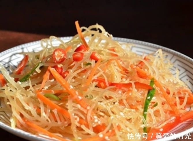 辣木籽|经常便秘的人，常吃这几种食物，润肠通便，排便又快又顺畅！