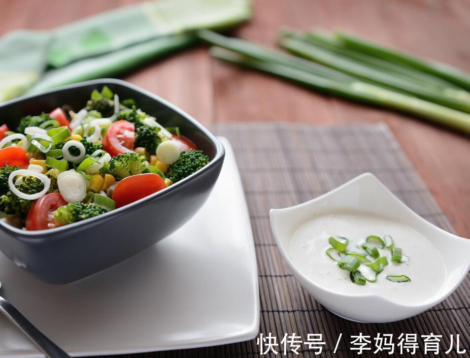 崔姐|102岁老人,年轻像60岁,长寿秘诀不是多喝水,而是这3事