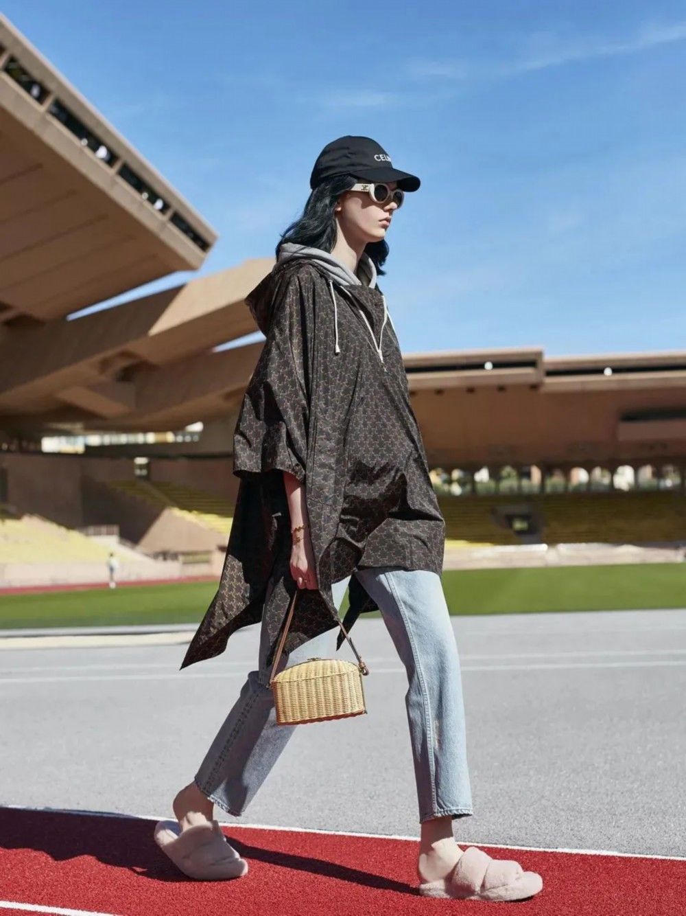 ch我和钟楚曦的度假差距 就是这只草编包！