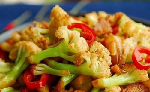 女性|女性不想老太快，要多吃3种食物，排毒养颜，有益健康！