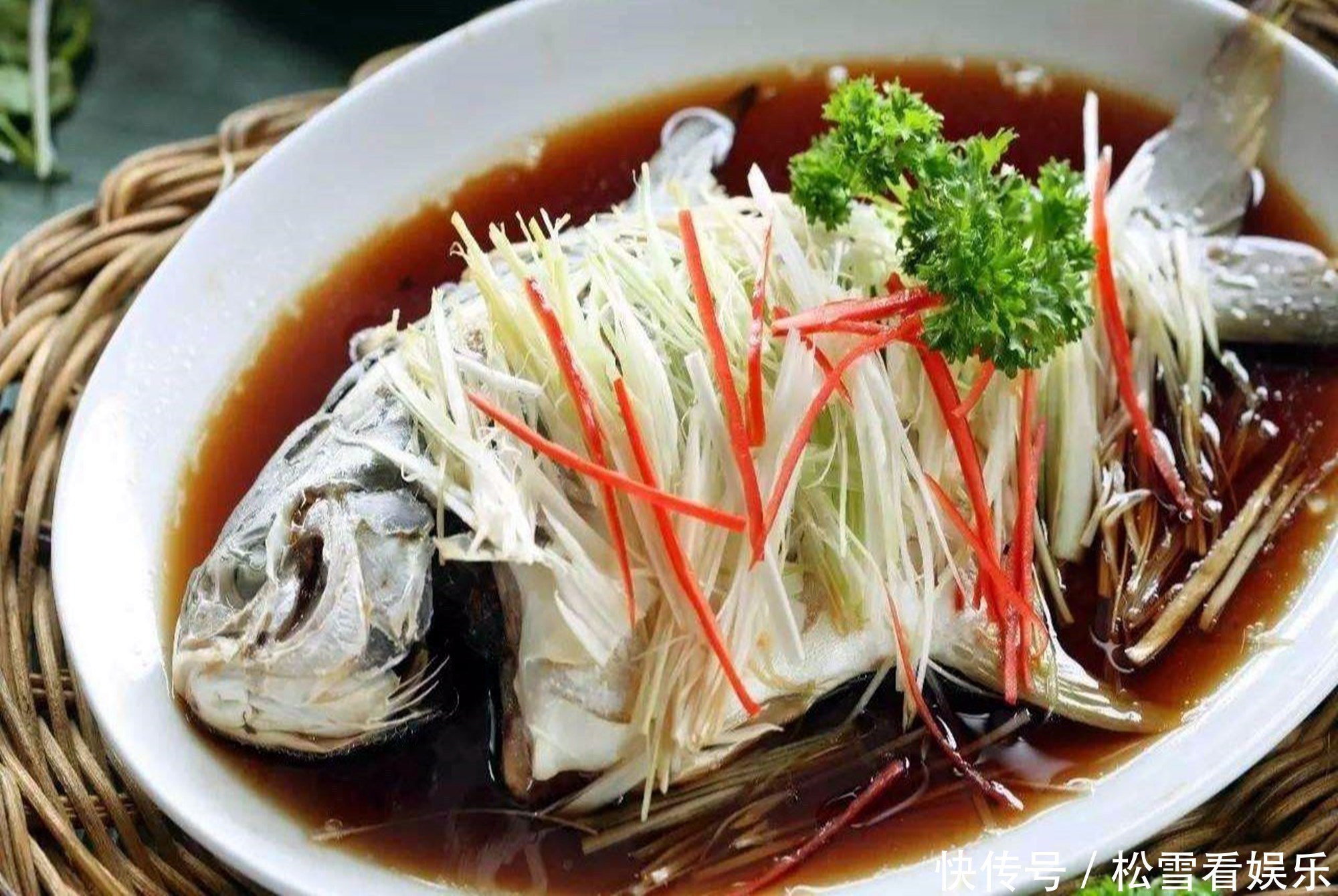 霞姐|春季是孩子身高的“三倍速”发育期,不想娃身高垫底,多吃三道菜