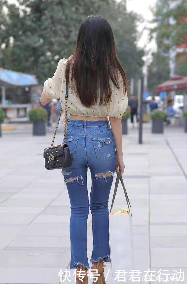 牛仔裤带给你舒适的穿着体验,时尚优雅大气,轻松塑造达人气质