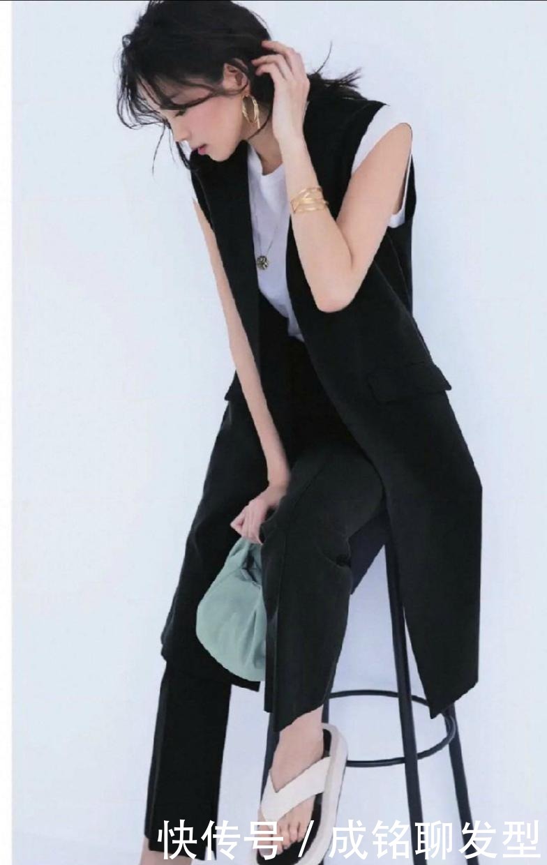 气质|年过中年别乱穿衣,按照这三个“一原则”穿搭,时髦减龄又显气质