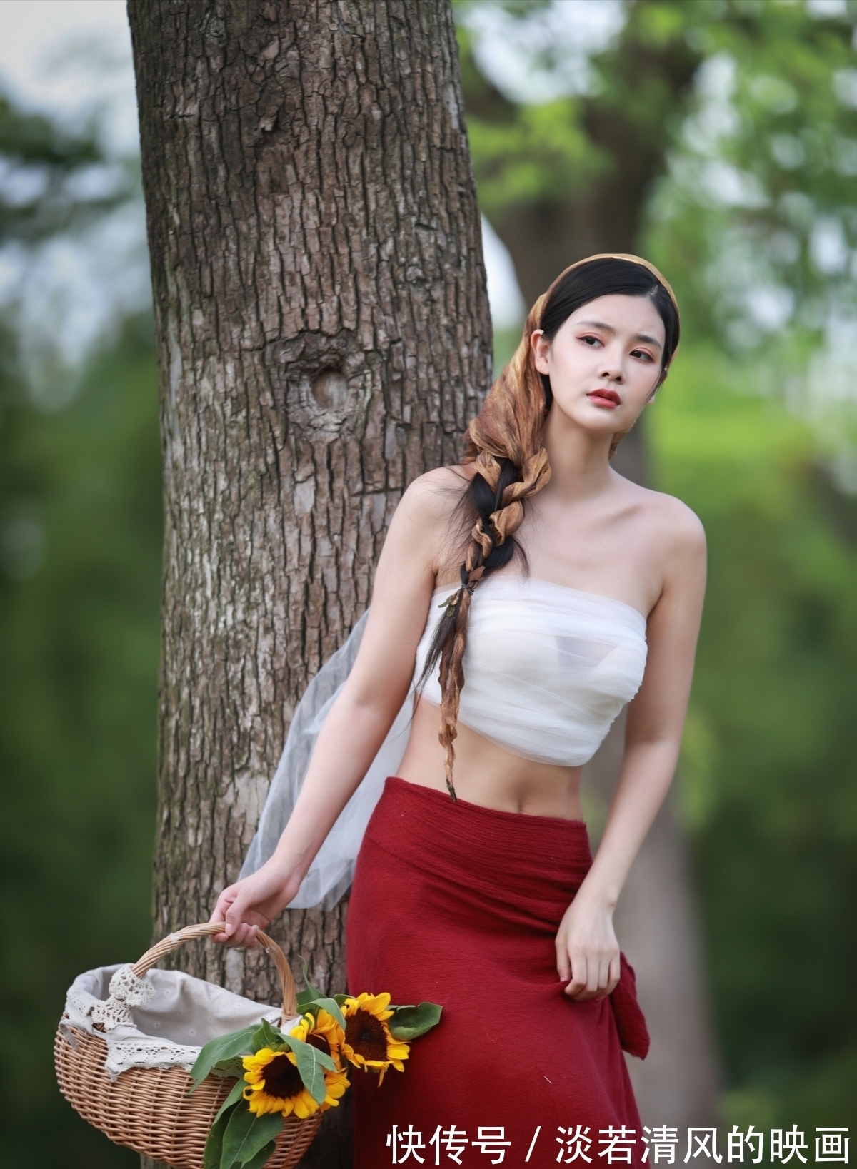 车水马龙#藏头诗·九首丨而今未受三年事,遇我曾经枕上人