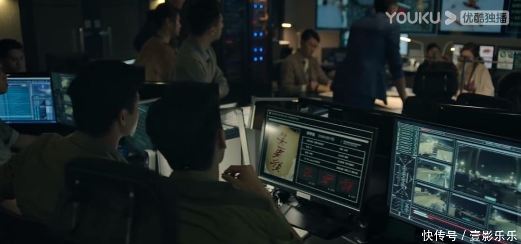 叶劲峰|口碑爆棚，全员疯逼，这群变态没被浪费！