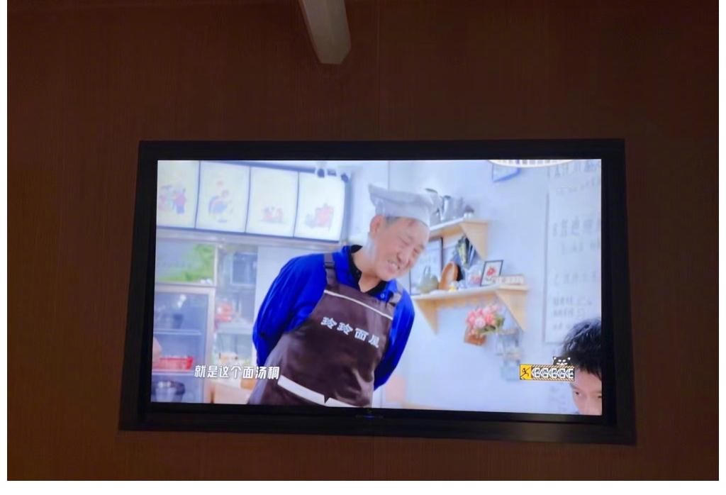 孙俪为邓超新综艺节目隔空在线加油 又秀一把恩爱