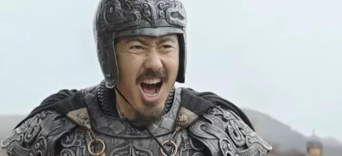 街亭|诸葛亮摆空城计,为啥让4名士兵扫大门?司马懿看懂了,所以还活着