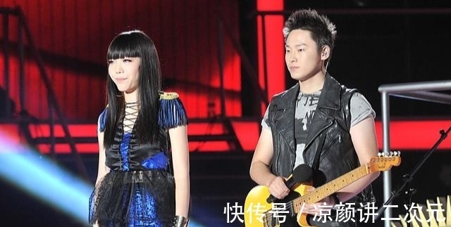 黃勇|如何評價(jià)梁博的唱功和創(chuàng)作?聲樂科班代表人物,早期嘶吼,如今完美自然,第二梯隊(duì)。