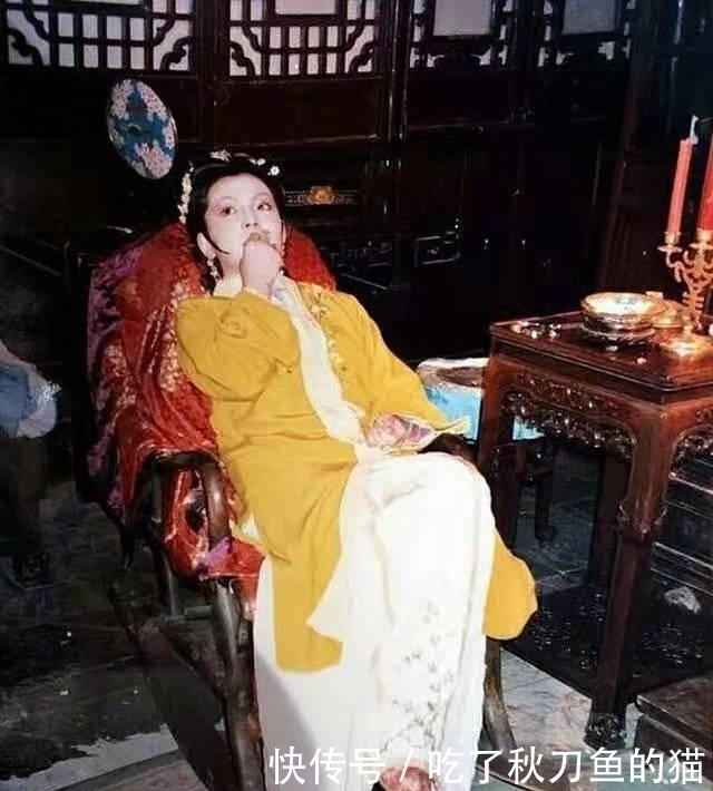 《红楼梦》中两大恶女：夏金桂敢顶撞婆婆，王熙凤却活得如履薄冰