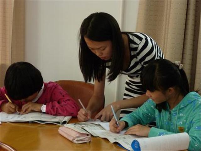 学习成绩|试卷上的“家长签字”走红,老师称赞:这才是真正关心孩子的家长