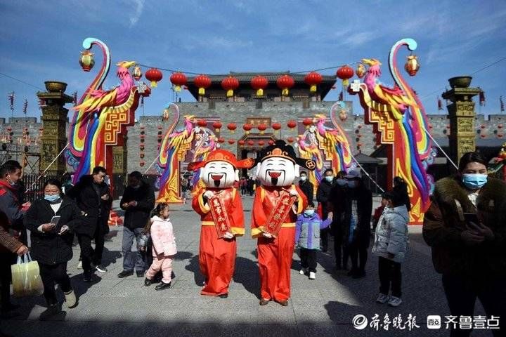 郯国古城|大年初五，郯国古城迎“财神”送祝福