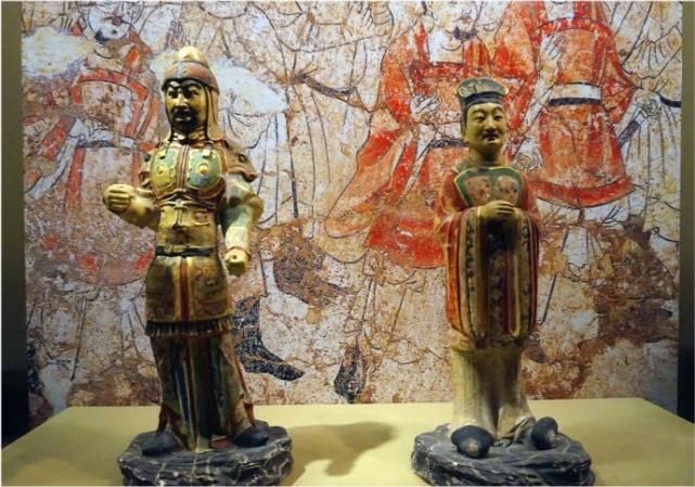 发现|考古挖掘不久即发现盗洞,被笑与盗墓走一条路,进入墓室后意外了