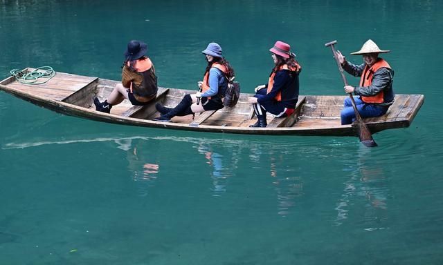 峡谷|湖北鹤峰：屏山峡谷 碧水畅游