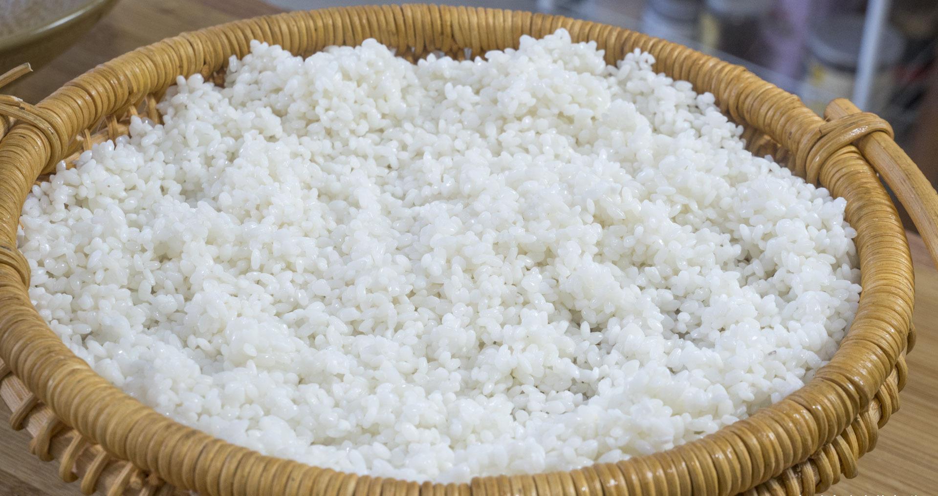 给年夜饭加道菜,“招纳百财”端上桌,寓意财源滚滚,讨个好彩头