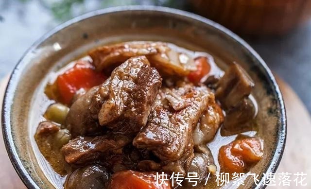 炖肉总是又硬又柴分享5点窍门要牢记，炖好后特软烂，一点不柴！