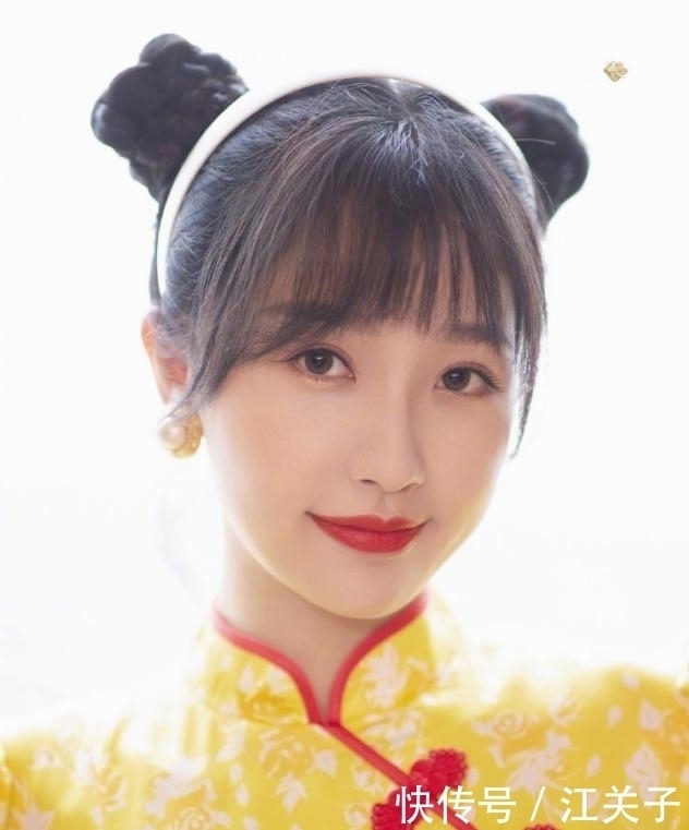 马尾|别再披头散发了,今秋流行这3种“扎发发型”,简单自然易上手