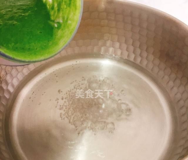 营养|菠菜浓汤面,补充氨基酸,能提高宝宝免疫力,营养更均衡