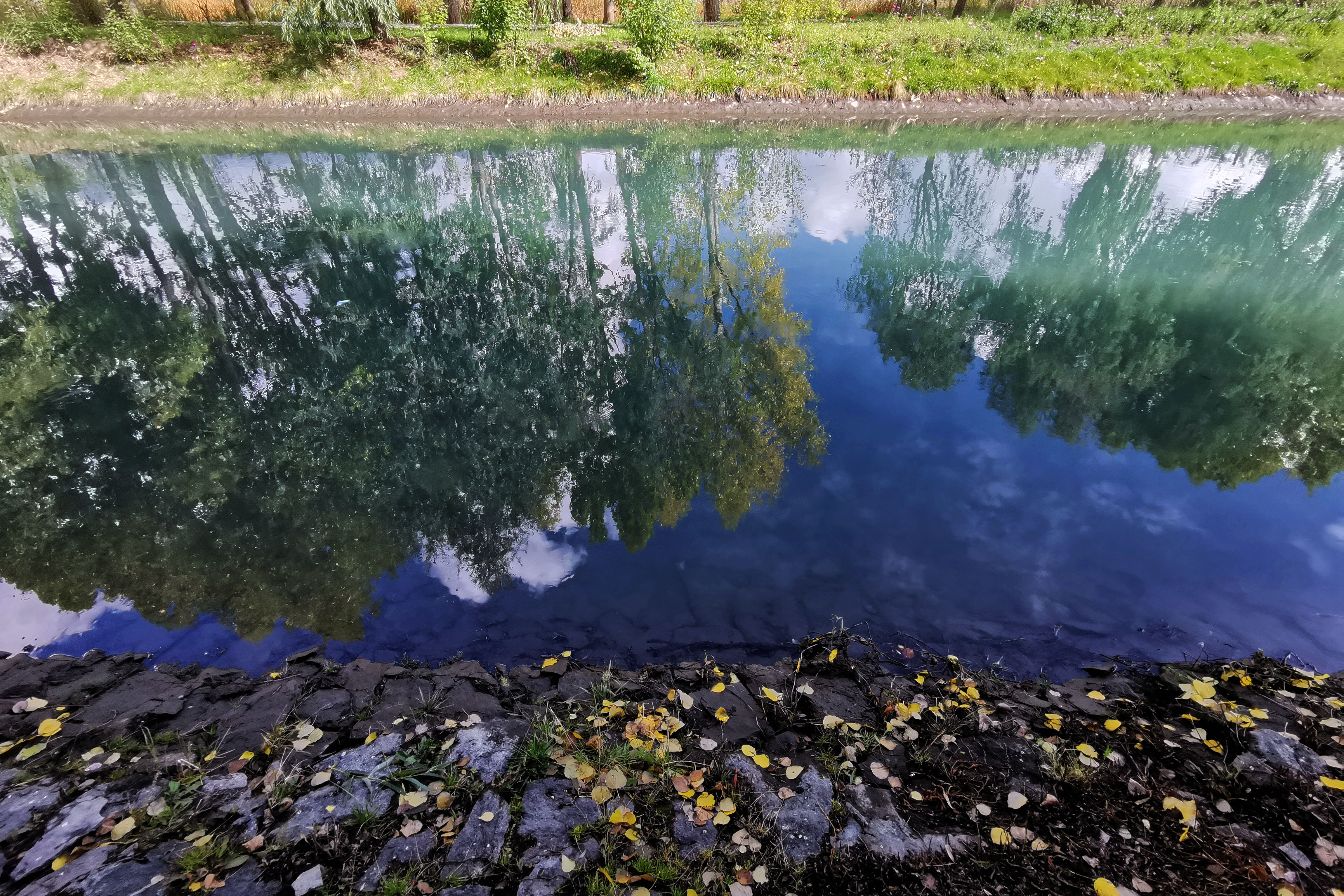 大昭寺|【80天单人单车环藏之旅】观览佛教圣地大昭寺，八廓街猎摄盛装美女