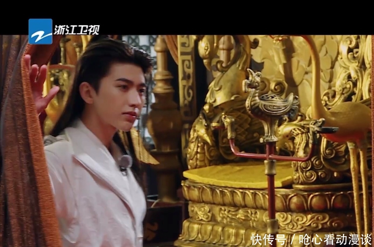 张含韵|没想到放下“偶像包袱”的蔡徐坤,这么机智有趣