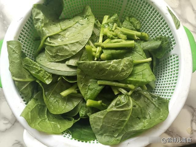 草酸|这菜2块钱1斤，含钙量比苋菜都好，简单一炒就上桌，不懂吃可惜了