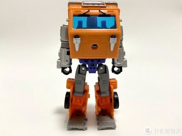 车形态|变形金刚玩具 篇三十七:这个小家伙不简单——王国鲁莽把玩分享