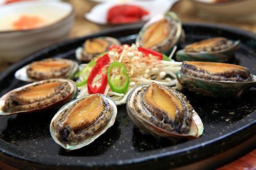 至今|王莽是一个争议很大的人物,他创造了五个第一,至今也没有人打破