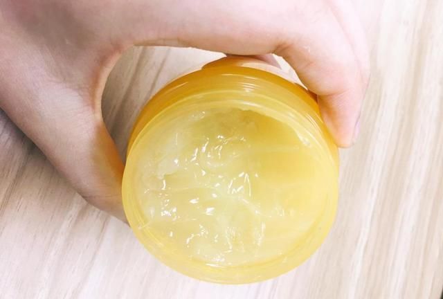 油脂|卸妆油VS卸妆膏,其实,我更爱卸妆膏,无外乎它有这个优点!