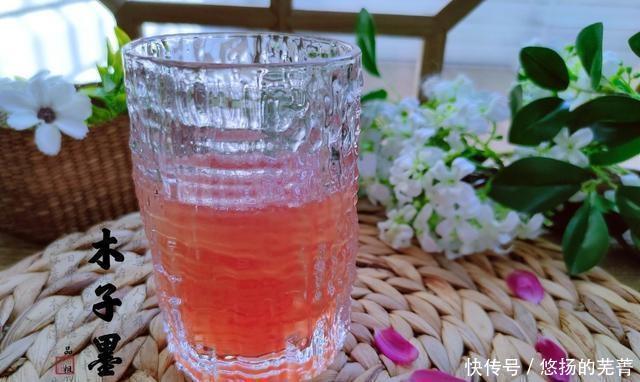 洁白|她快40岁了,皮肤洁白,不像面膜,喜欢这个甜点