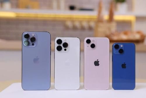 iphone13|新机预售一抢而空，苹果却一晚上“损失”千亿元？连库克也没料到