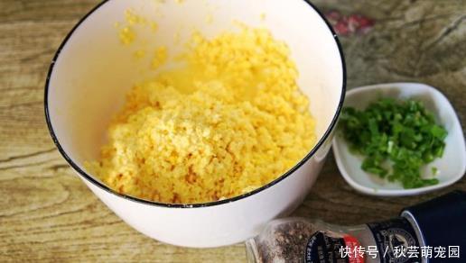 味道|玉米别只会煮着吃,教你做蒸嫩玉米羹,简单又美味,比肉都好吃!