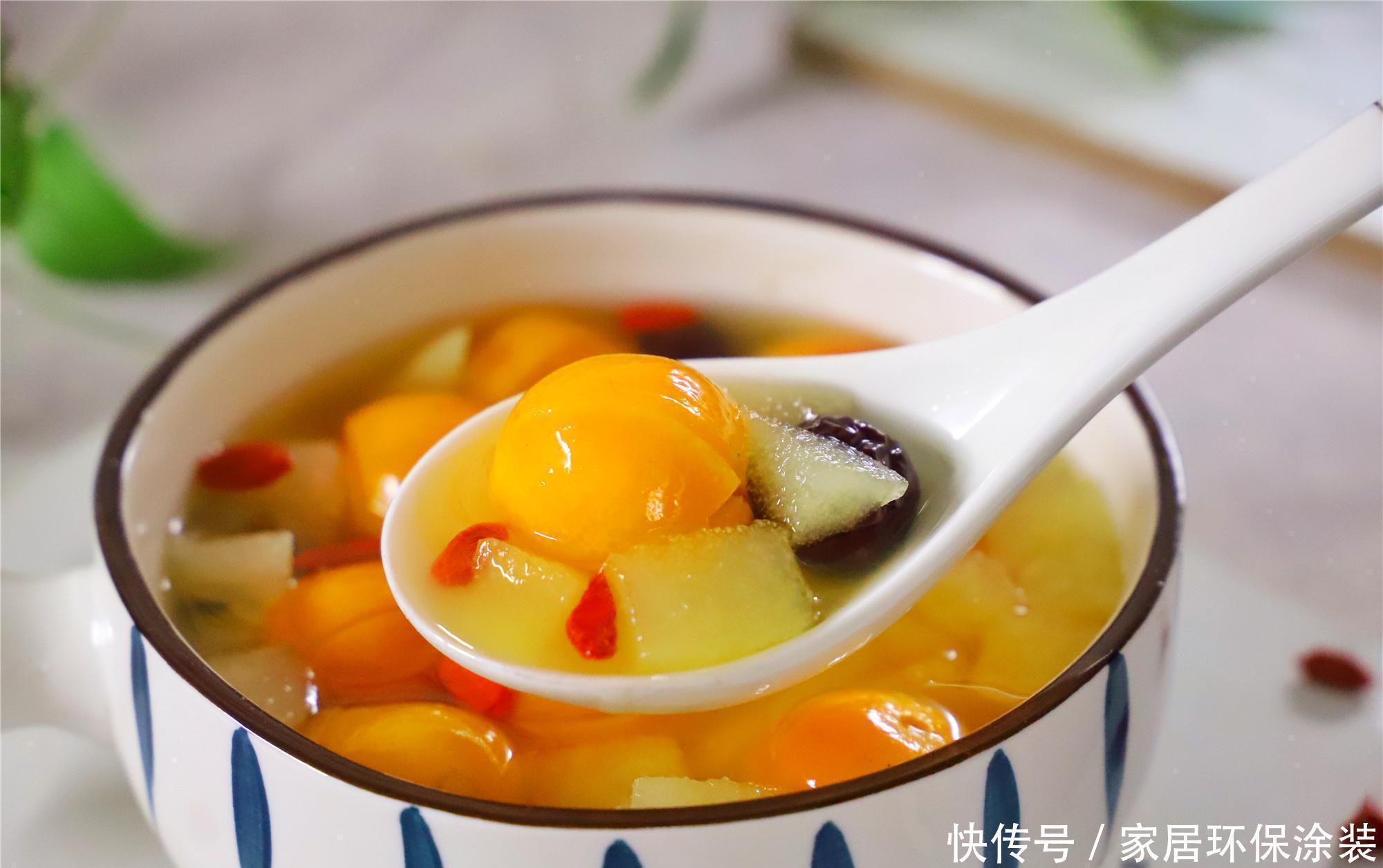 中薪|冬天金桔和雪梨天生一对,炖一炖,清甜滋润,每天一碗,全家受益