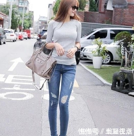 时尚 精致有型的牛仔裤美女,呈现出女神的甜美感