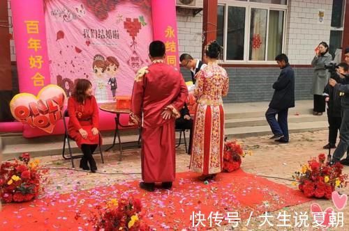 闺蜜|准妈妈纠结:怀孕三个多月,闺蜜结婚要不要去?听听过来人怎么说