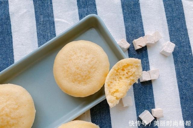 搅拌均匀|健脾祛湿美白的茯苓蒸糕,搅一搅就能蒸,口感像棉花糖一样柔软