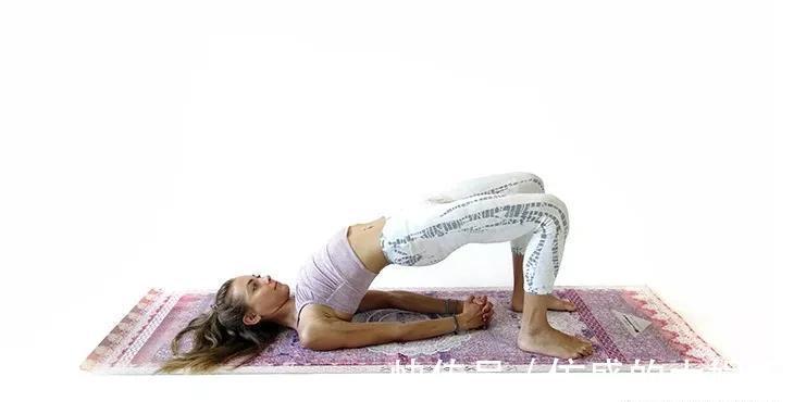 轮式|解锁瑜伽轮式并不难，先将这套序列练上半个月