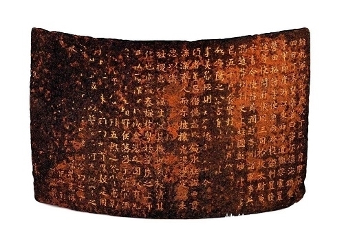 回应|皇帝怕他造反,赐免死金牌,他却霸气回应:“老子今天就反了!”