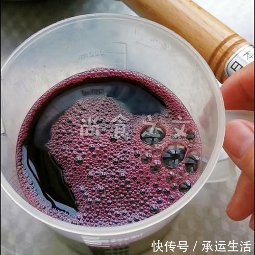 气泡水|它是“天然助眠剂”,失眠的人睡前喝1杯,无梦睡到天亮