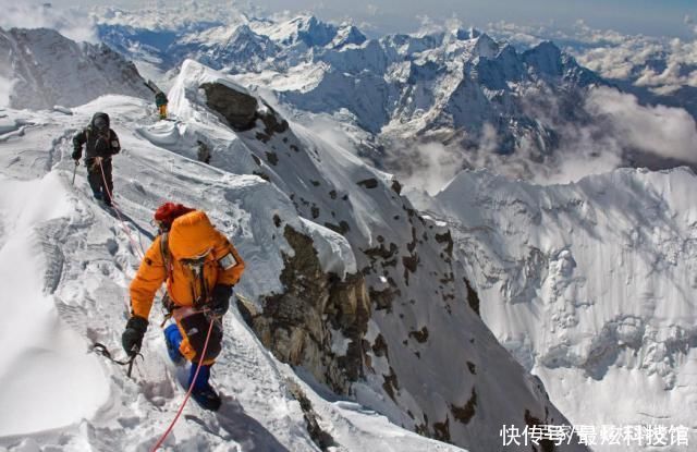 登山靴|珠峰上的“睡美人”，存在的意义非凡，成登山人的“人肉地标”