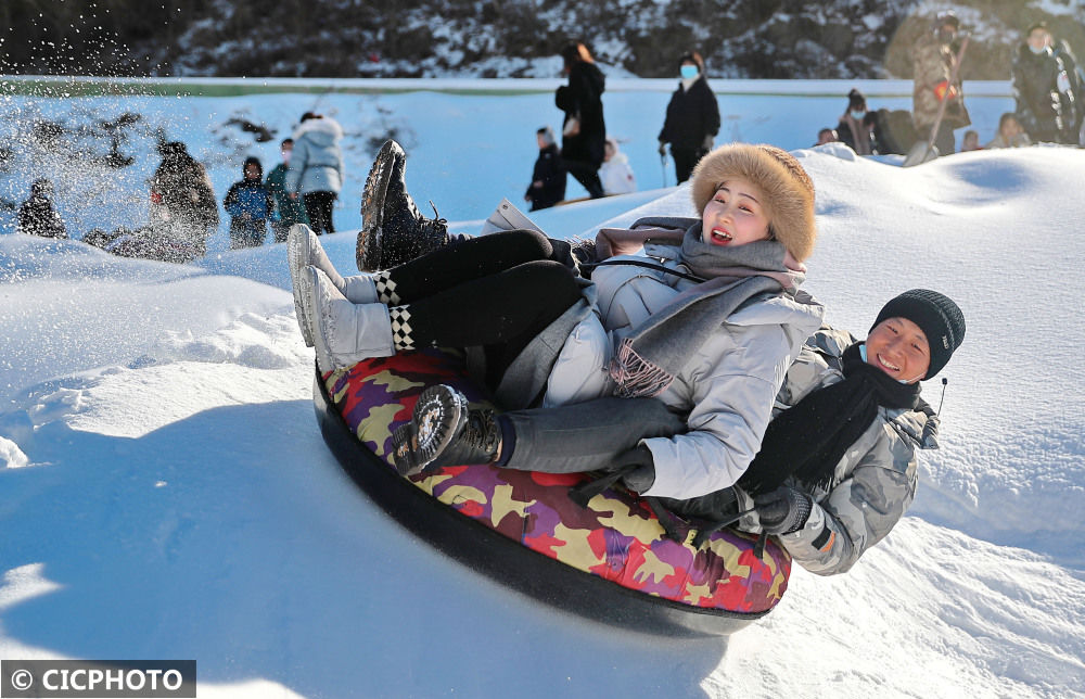 icphoto|多彩冰雪娱乐 丰富假期生活