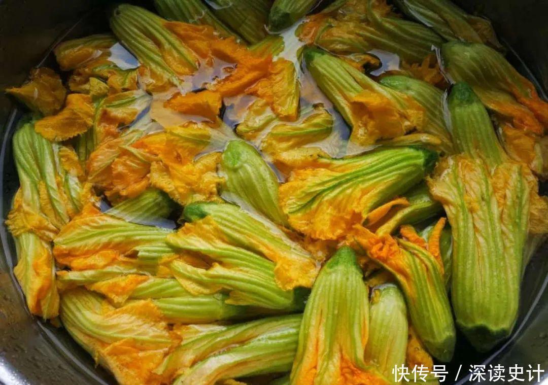 农村的6种花，烙饼子、炒菜、炖汤···再晚没得吃了！