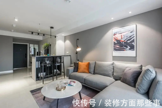 灰色|68平现代风二居室,小户型用灰色有挺明亮