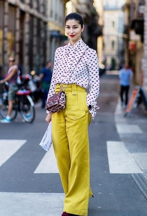 2021年入春流行穿“衬衫+阔腿裤”，显瘦又时髦，美得很高级