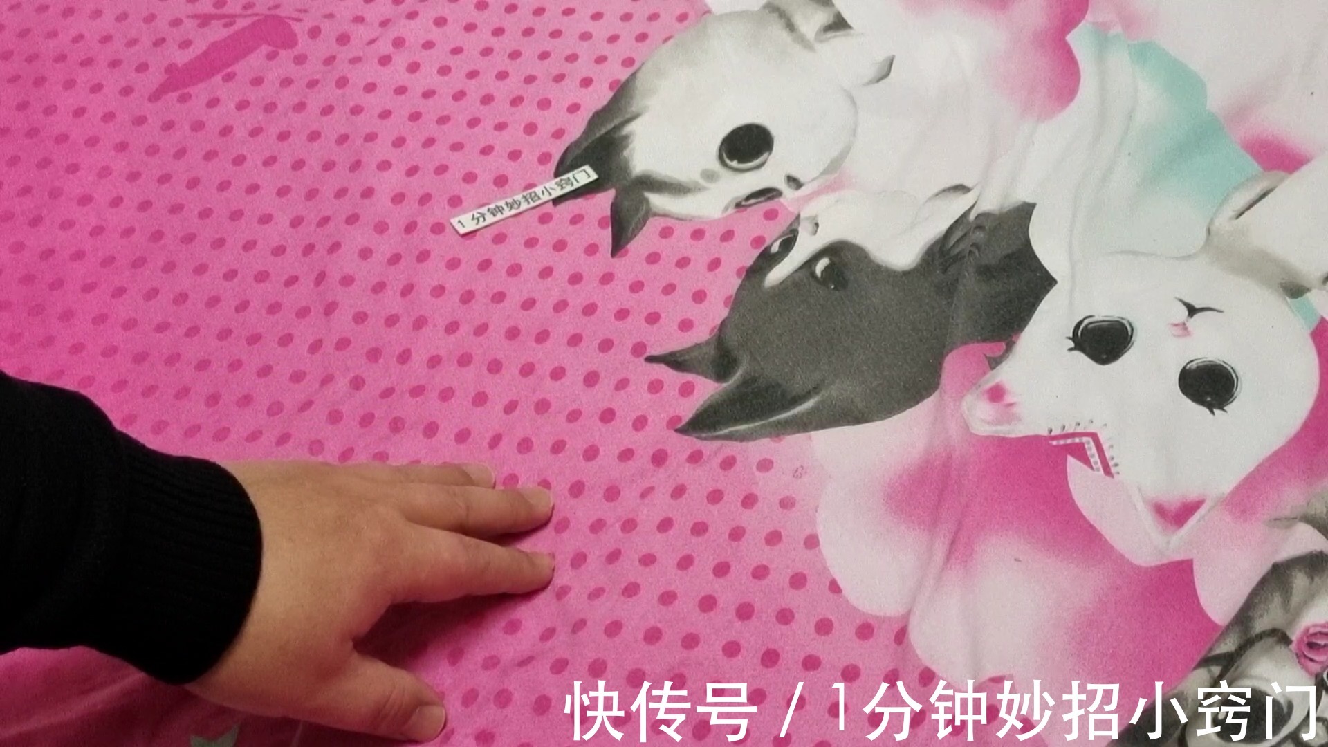 睡觉时,要在枕头下放个丝袜,好多人不知道怎么回事,看完涨知识